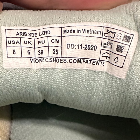 Vionic Aris Lace Up Arch Support Sneakers Size 8 - Picture 12 of 13
